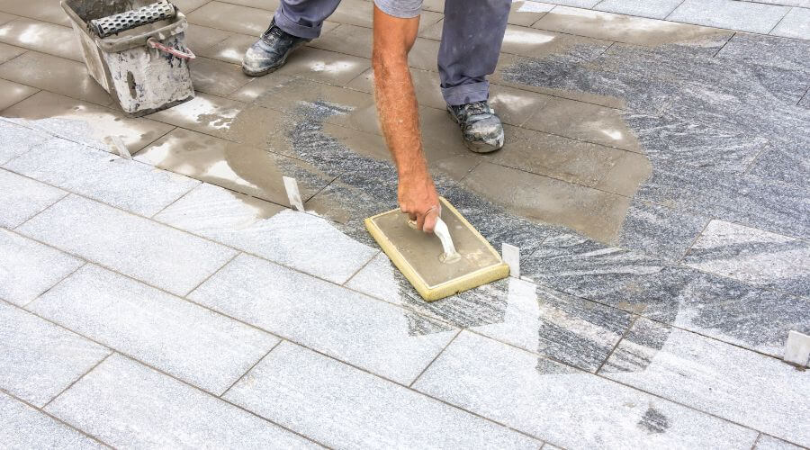 Professional gutter cleaning in Boone, IA